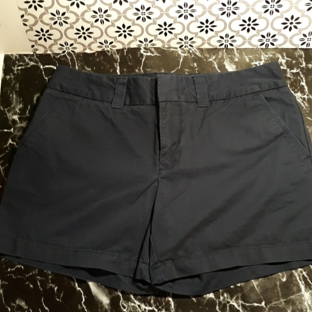 Tommy Hilfiger navy blue flat front shorts 8